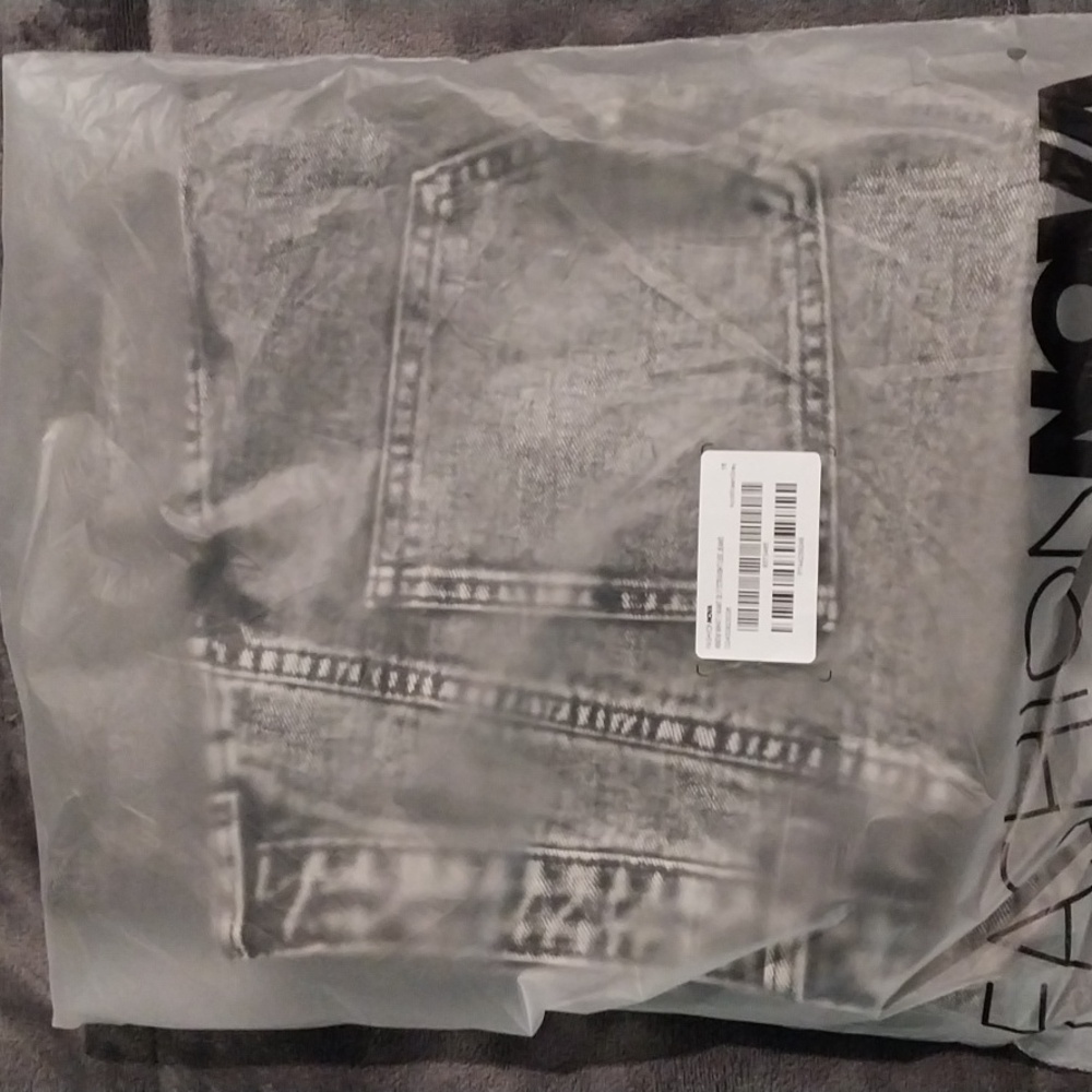 Grey Acid Wash Jeans - Picture 7 of 7